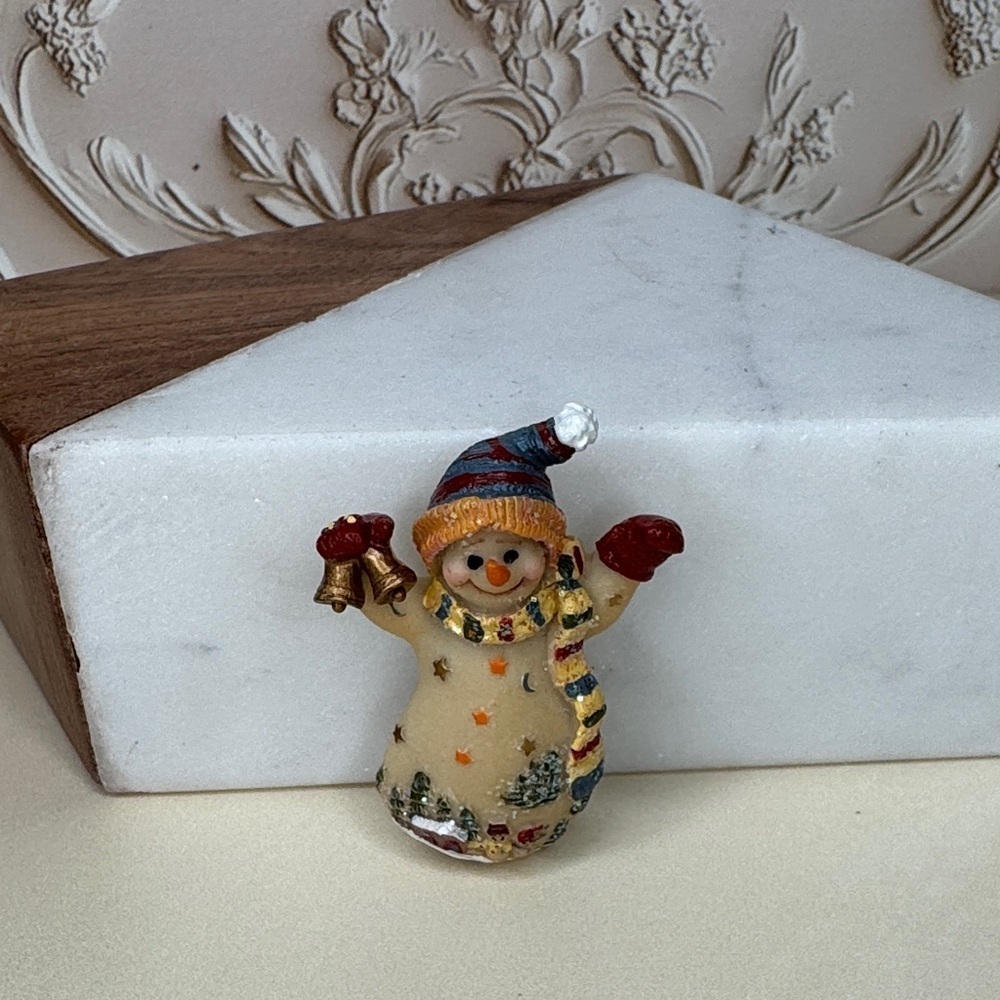 Vintage Christmas Holiday Hand Painted Resin Snowman Pin #11